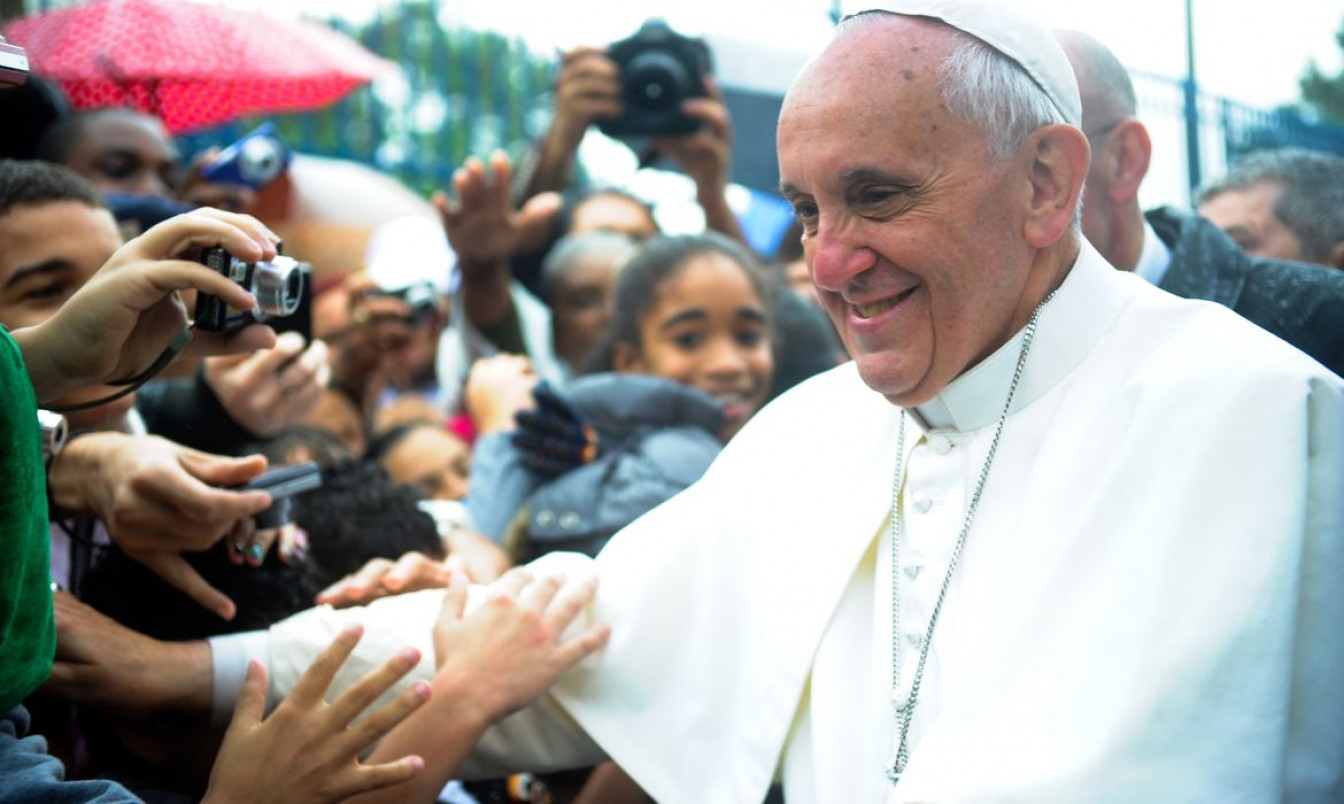 Movimentos sociais lamentam morte do "papa dos pobres"