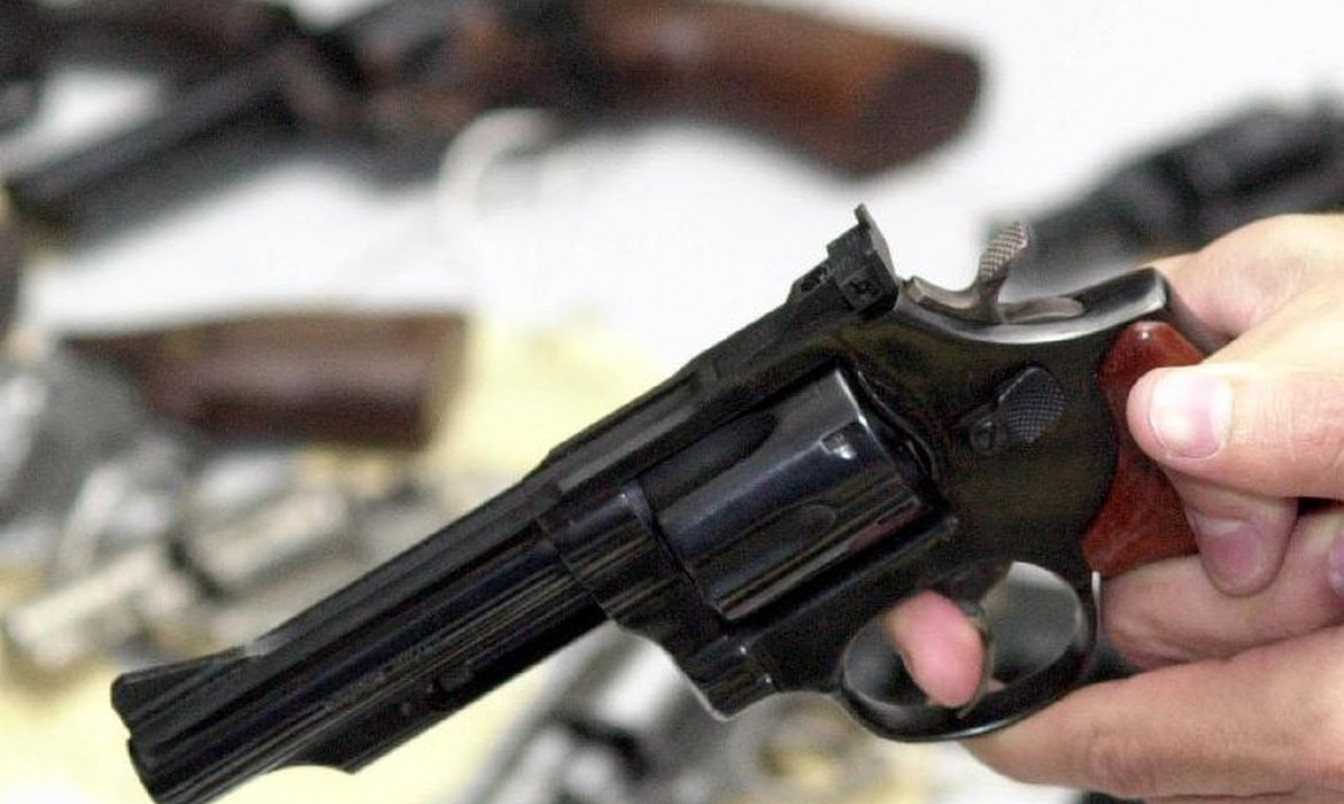 Comissão da Câmara aprova porte de arma para oficiais de justiça