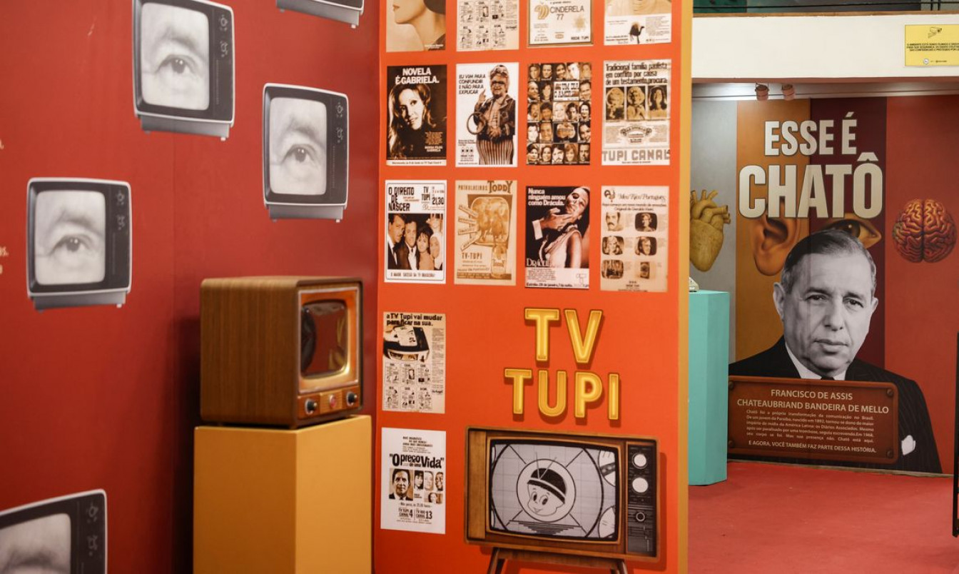 Exposição no MIS-RJ vai do jornal à IA para contar trajetória de Chatô