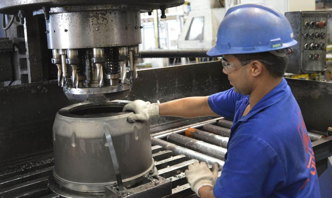 Vendas da indústria de máquinas sobem 15% no primeiro trimestre