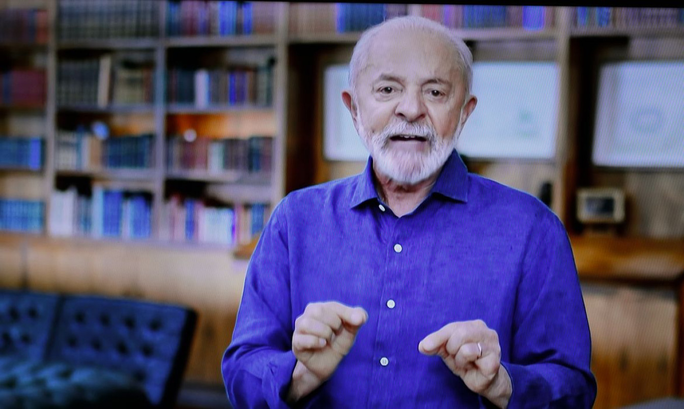 Lula defende debate sobre fim da escala 6x1 e aborda fraude no INSS