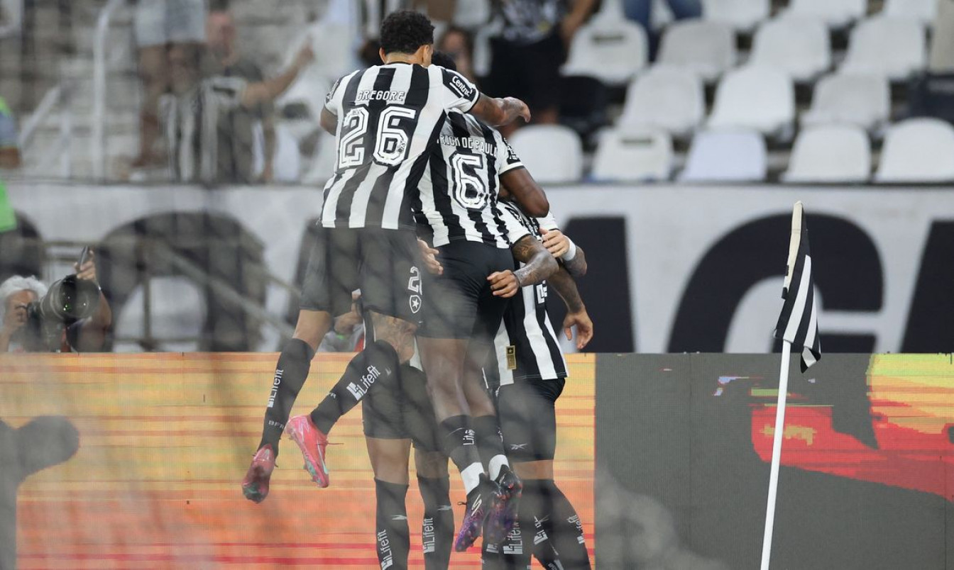 Copa do Brasil: Botafogo goleia e encaminha classificação para oitavas