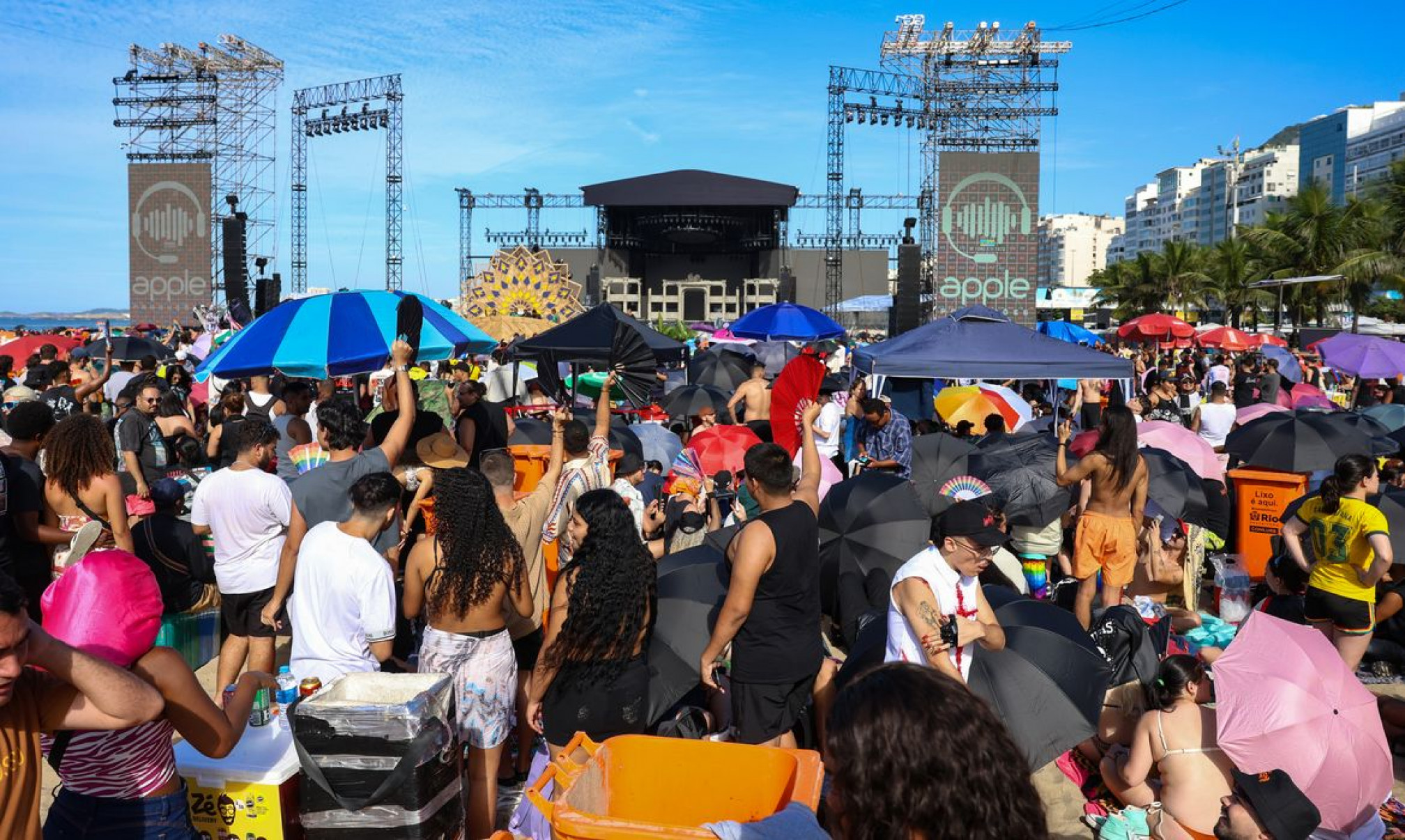 Pessoas com deficiência relatam falta de acesso ao show de Lady Gaga