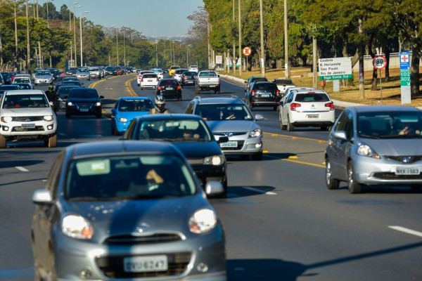 Campanha Maio Amarelo convida motoristas a desacelerarem nas rodovias