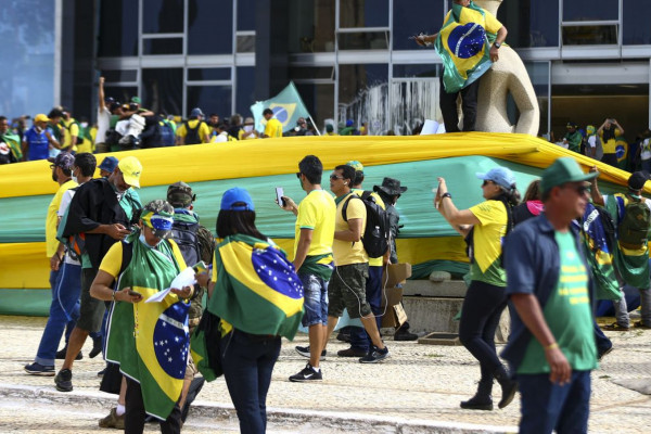 Após pausa, STF retoma julgamento do núcleo 4 da trama golpista