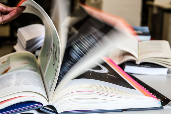 Feira do Livro da Unesp oferece publicações com 50% de desconto