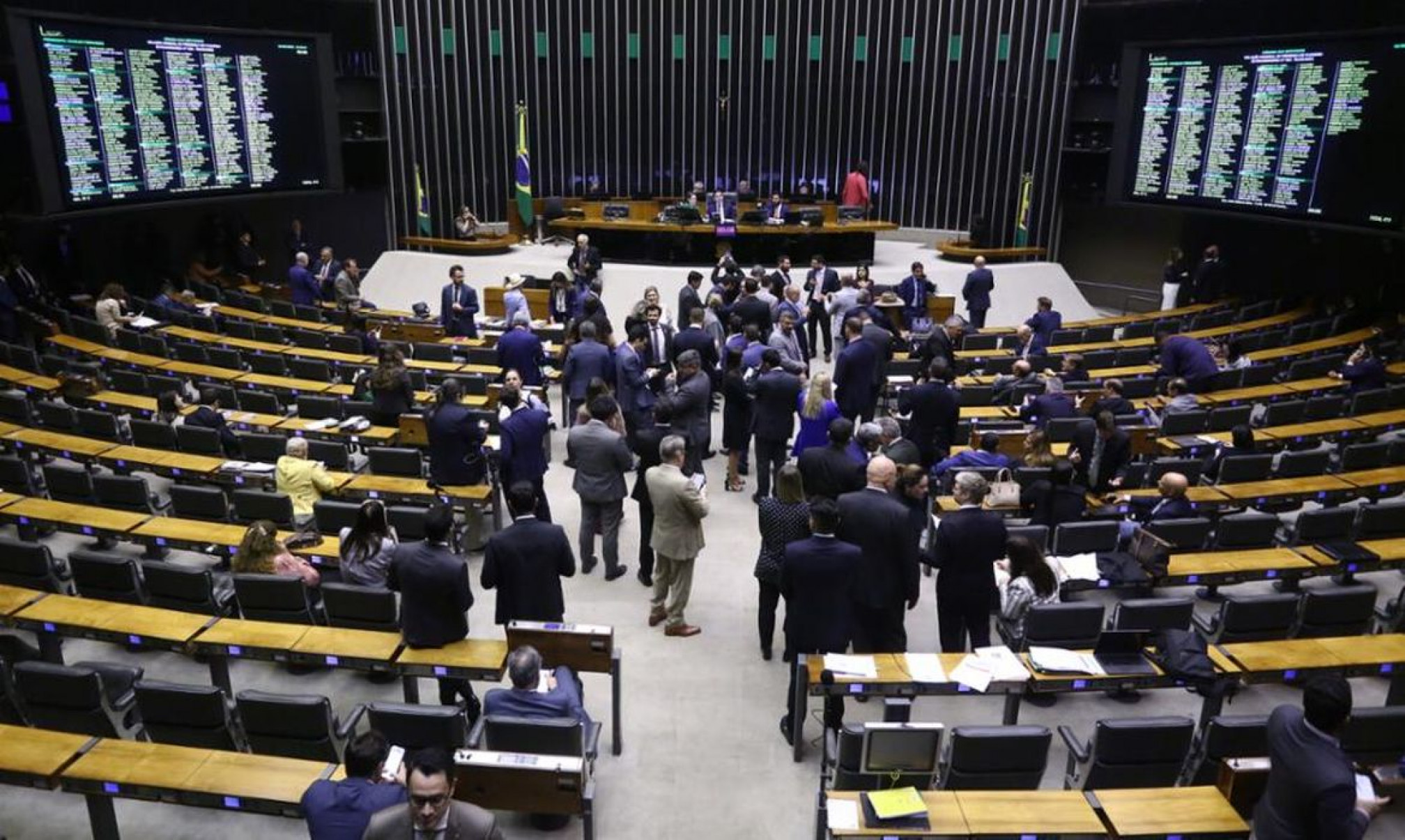 Câmara aprova projeto que amplia número de deputados federais