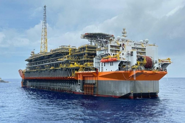 Petrobras descobre óleo de qualidade na Bacia de Santos