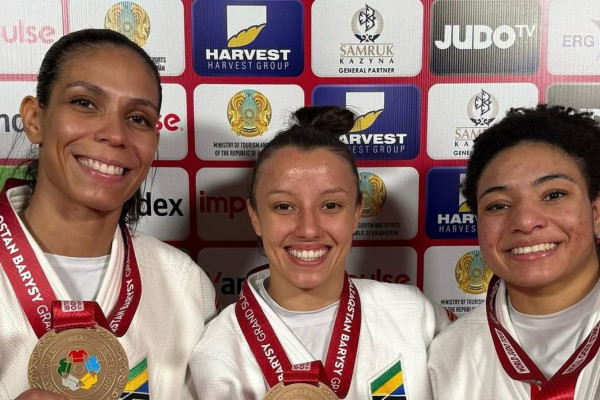 Brasileiras garantem três bronzes em 1º dia de Grand Slam de Judô