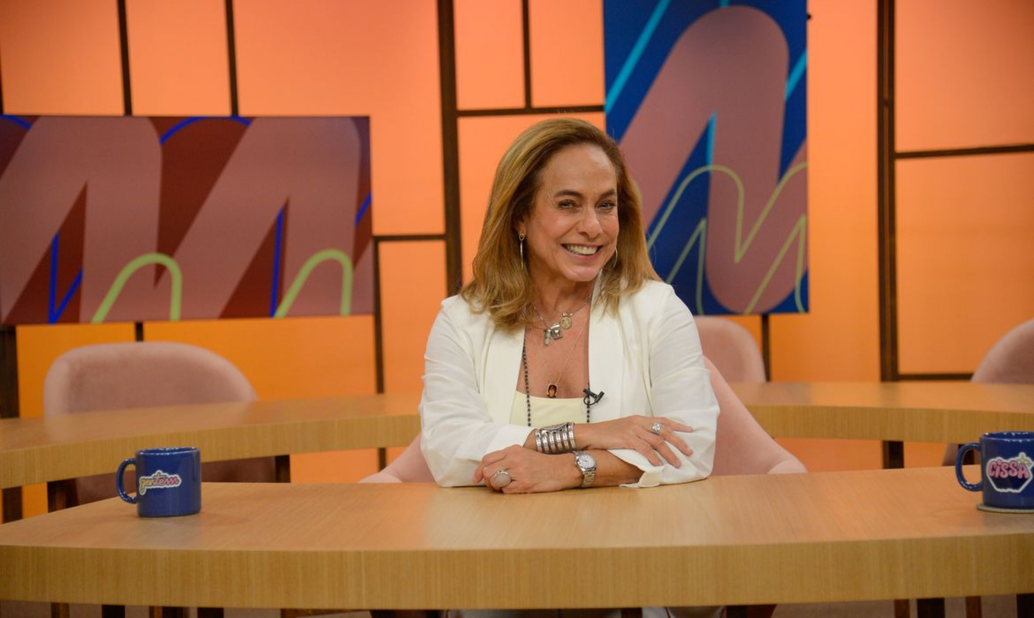  Premiação é da TV pública, diz Cissa Guimarães sobre prêmio APCA