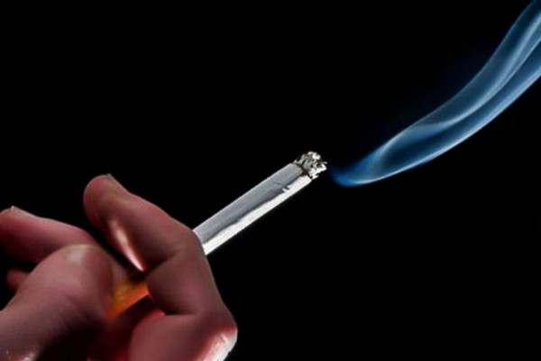 Imposto maior sobre os cigarros pode diminuir mortalidade infantil