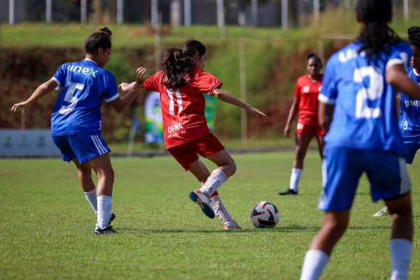 JUBs futebol começa com destaque para a disputa feminina