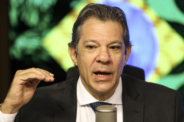 Crédito extraordinário para o INSS não está em discussão, diz Haddad