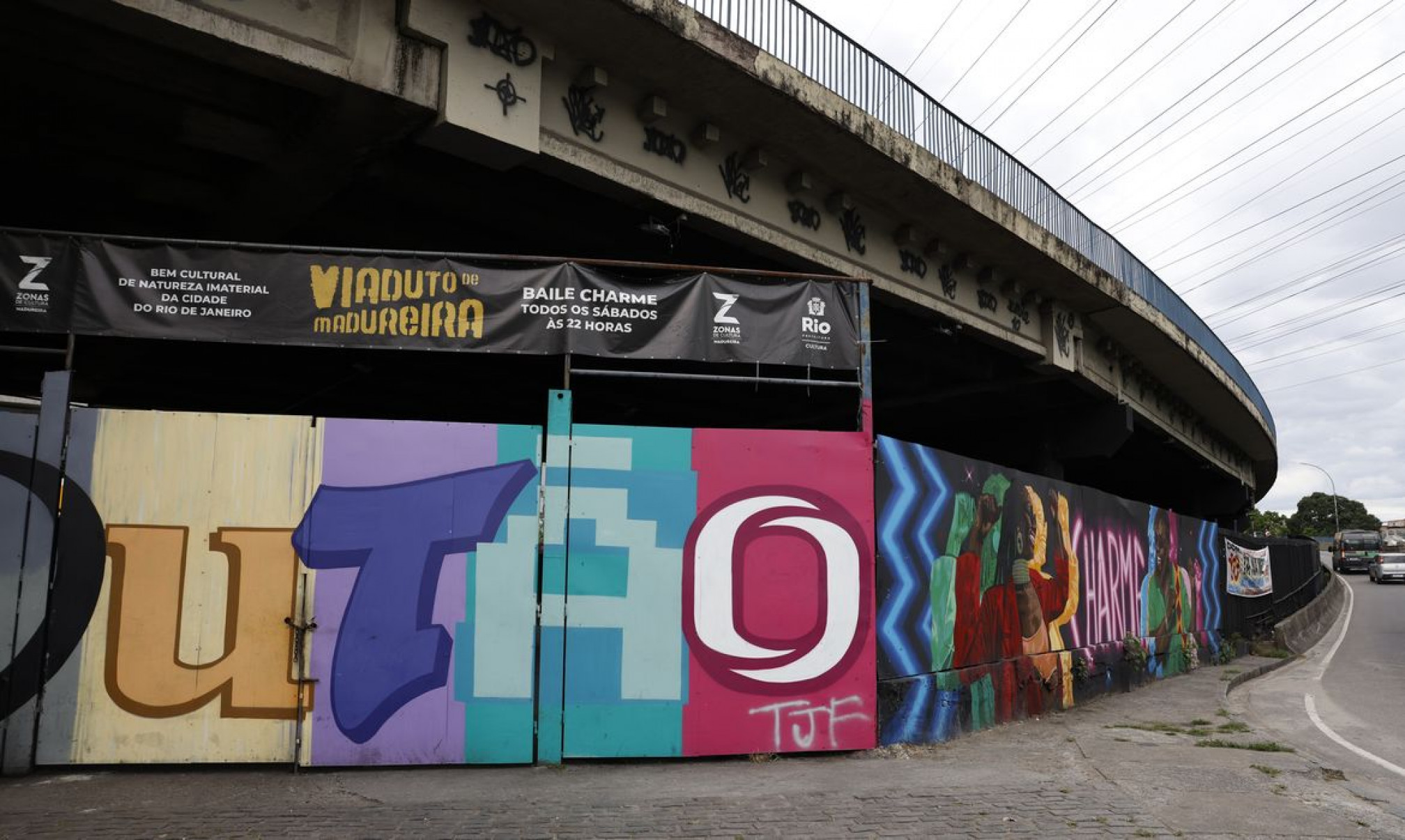 Baile Charme do viaduto de Madureira comemora 35 anos