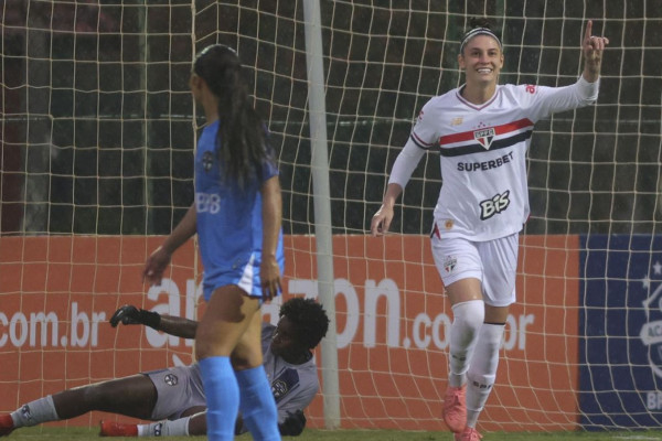 São Paulo goleia para assumir 3ª colocação do Brasileiro Feminino