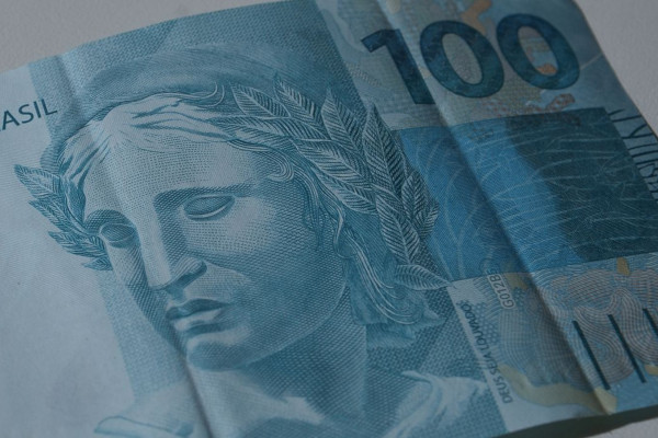 Governo congela R$ 31,3 bi do Orçamento de 2025