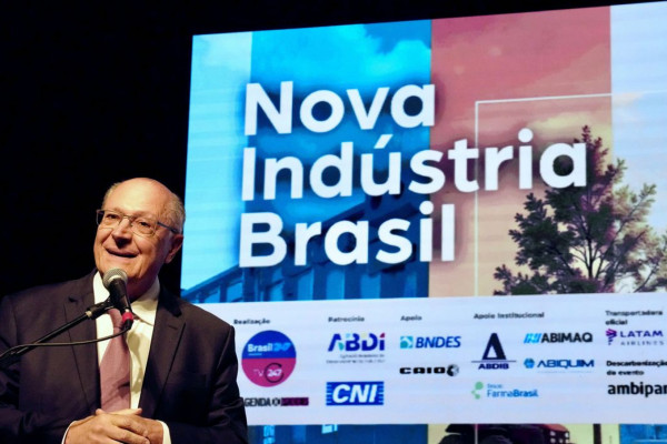 Alckmin diz que Haddad terá apoio integral do governo para meta fiscal