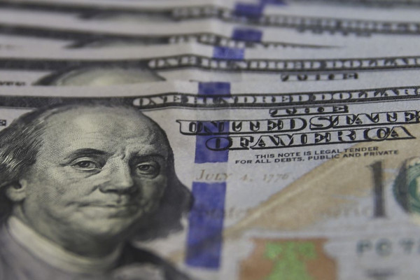 Contas externas têm saldo negativo de US$ 1,3 bilhão em abril
