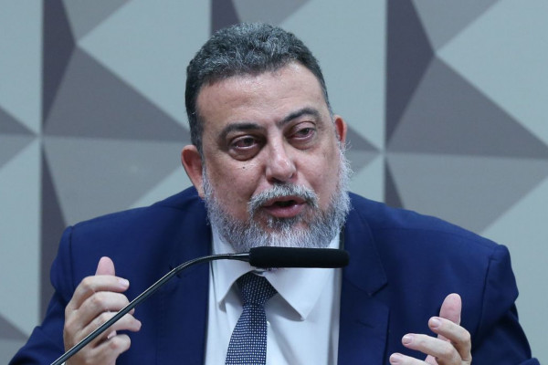 Abin só teve certeza de atos na Esplanada no dia 8, diz ex-diretor