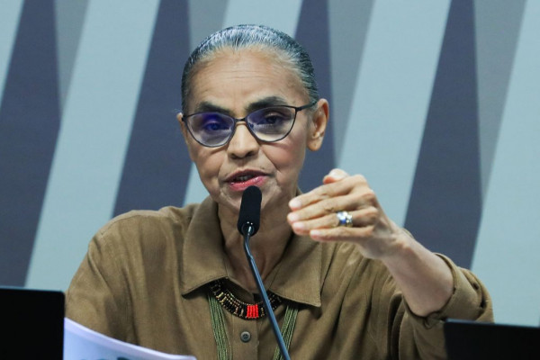 Marina pede a Motta mais debate sobre PL do licenciamento ambiental