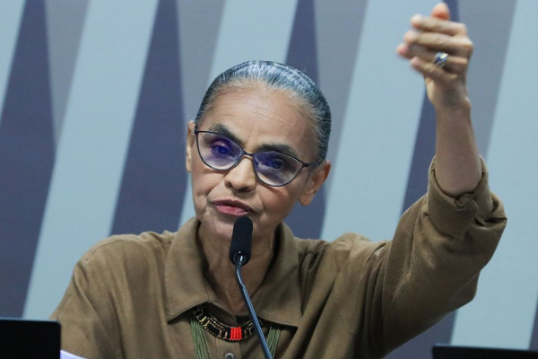 Unidades de conservação não impedem exploração de petróleo, diz Marina