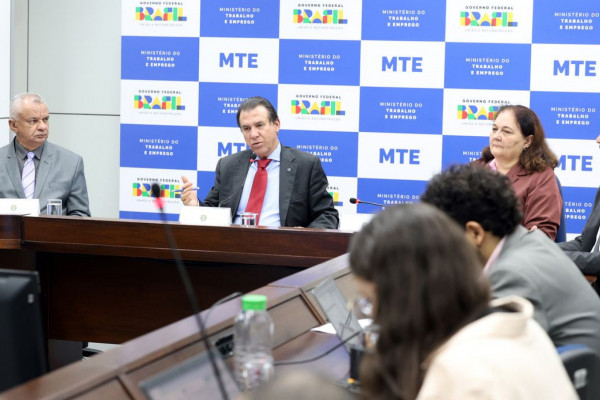 Brasil registra saldo de mais de 257 mil novos empregos em abril