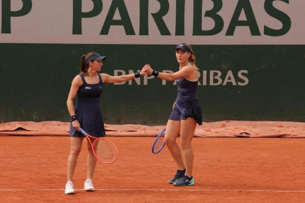 Duplas de Stefani, Bia Haddad e Orlando Luz avançam em Roland Garros