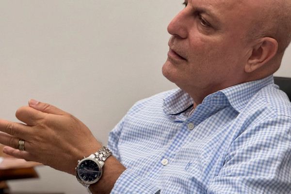 Julio Balieiro, secretário de Assistência Social, defendeu a terceirização do Saica