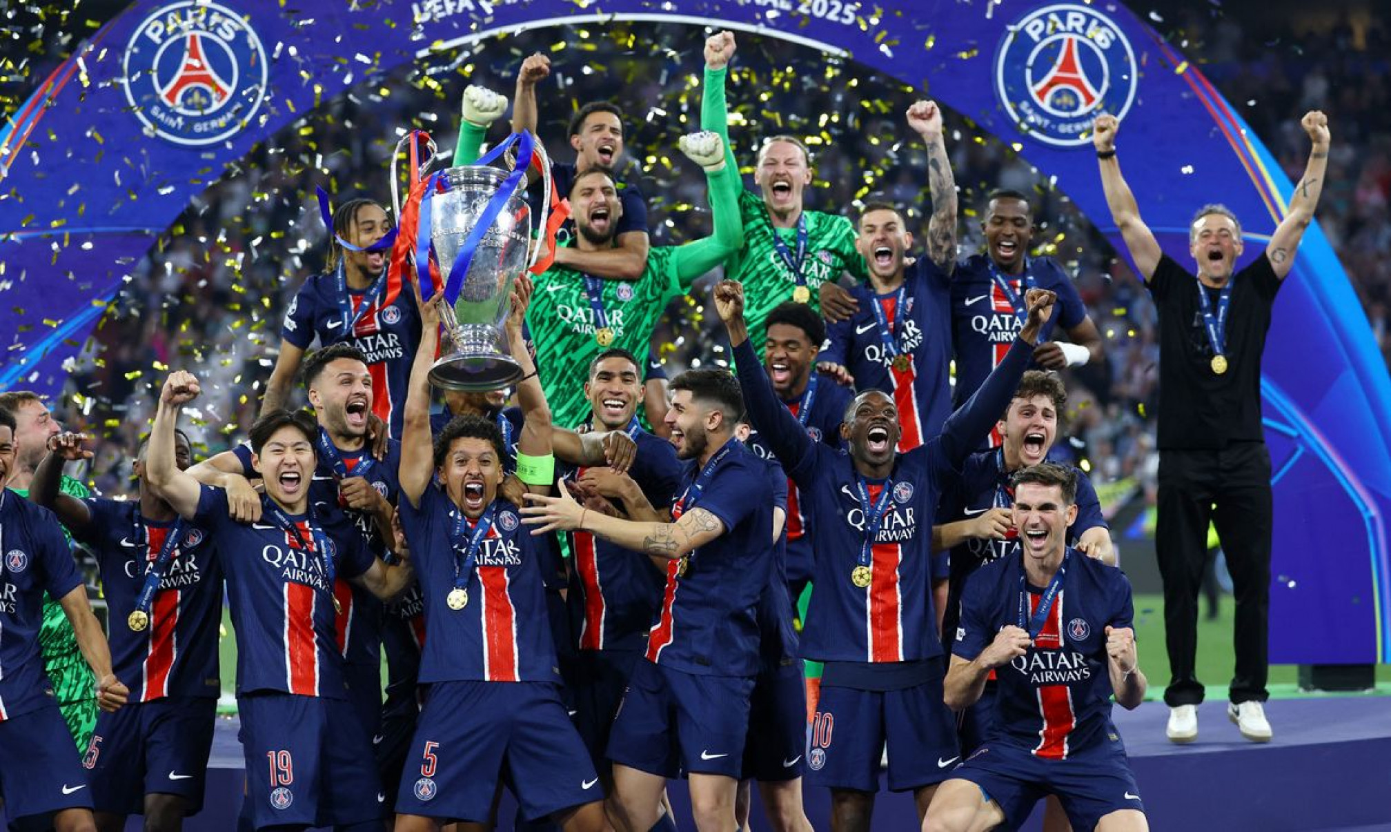 Volta por cima e título inédito: PSG é o novo dono do futebol europeu