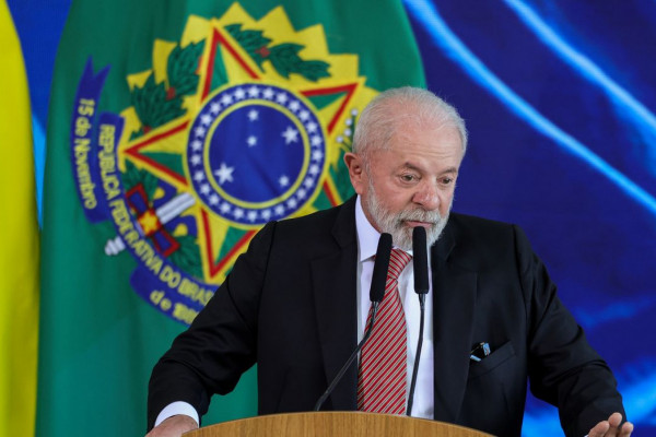 Lula reafirma que guerra em Gaza é genocídio e que judeus são contra