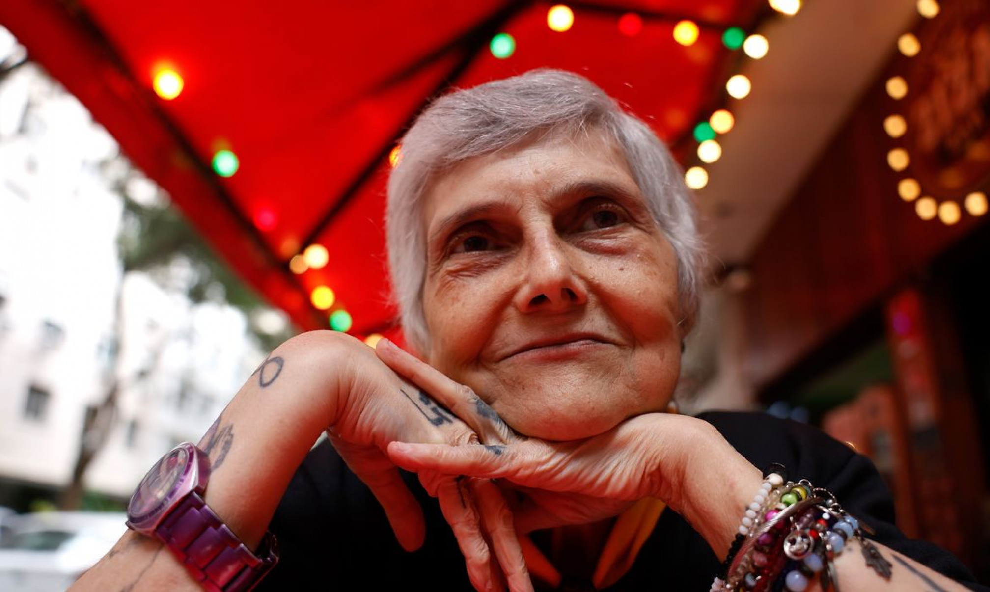 Mês do Orgulho LGBTQIA+ exalta resistência de envelhecer