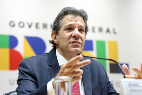 Alternativas a IOF serão encaminhadas ao Congresso na próxima semana