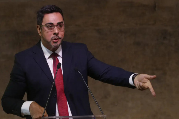 CNJ condena juiz Marcelo Bretas a aposentadoria compulsória