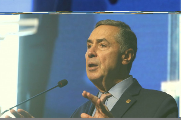 Barroso nega que STF legisle sobre responsabilização das redes sociais