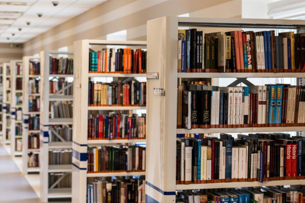 Edital destina R$ 550 mil para ações que fomentem leitura e escrita