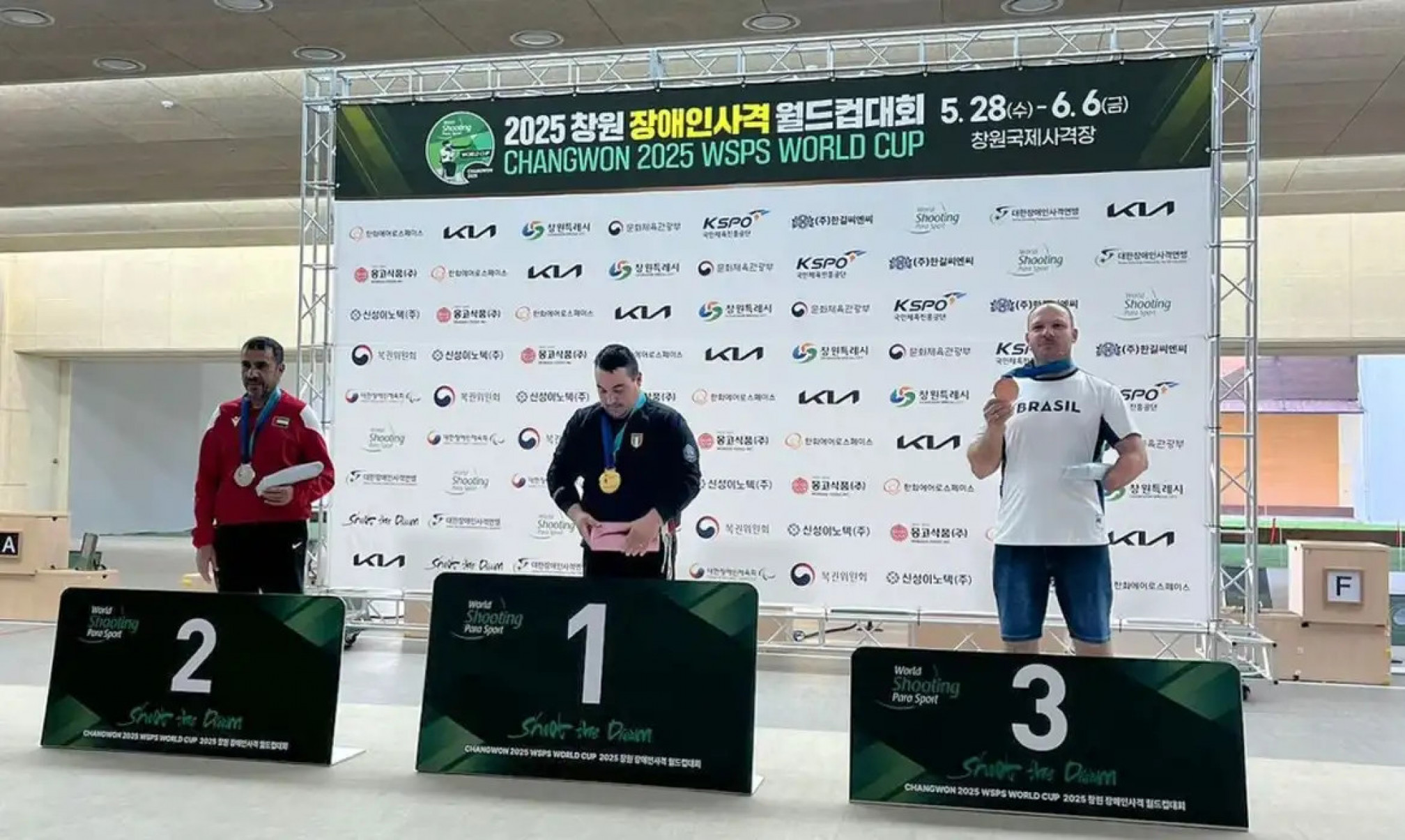 Alexandro Basso fatura medalha inédita para o Brasil no tiro esportivo