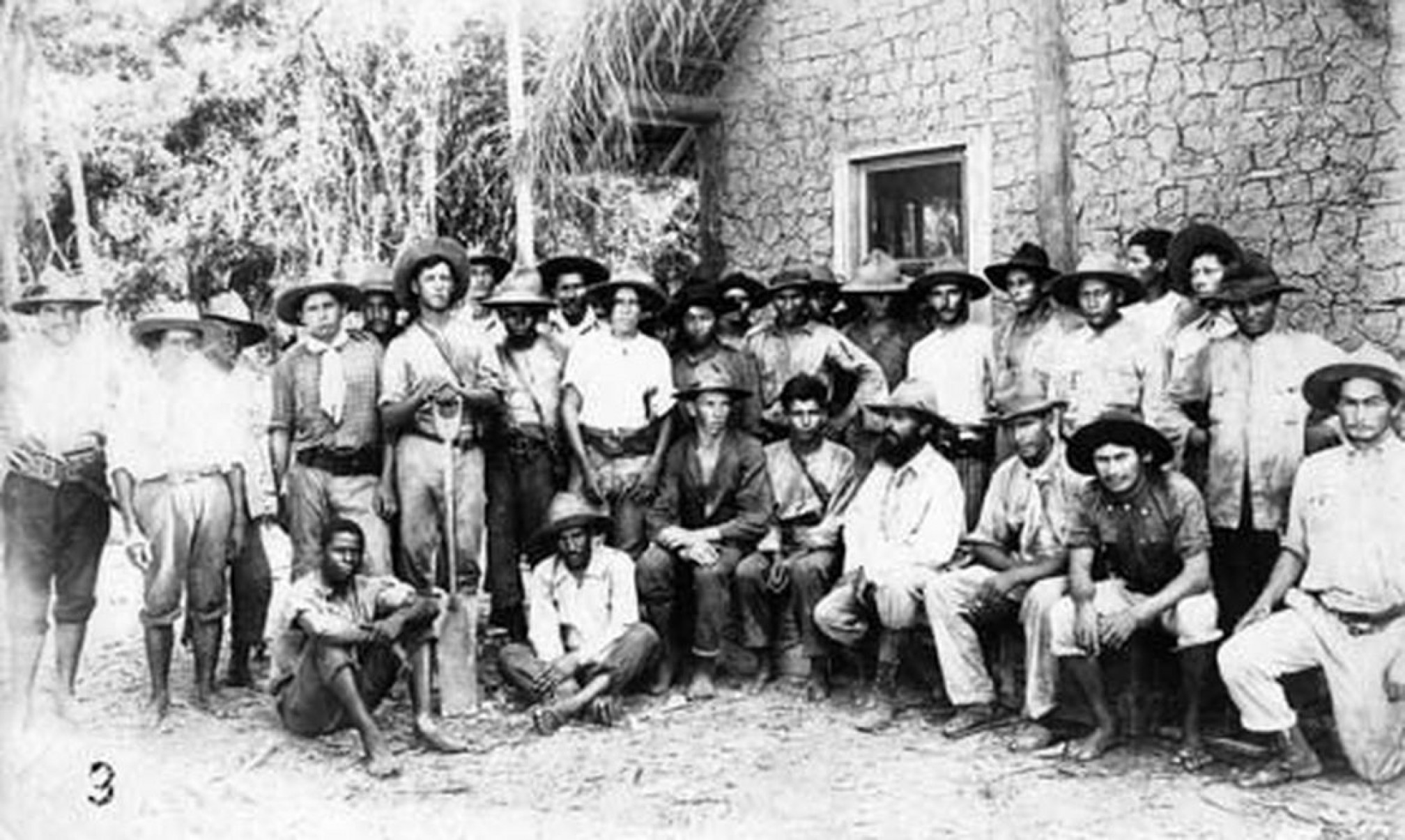 Exposição na Alesp lembra os 100 anos da Coluna Prestes