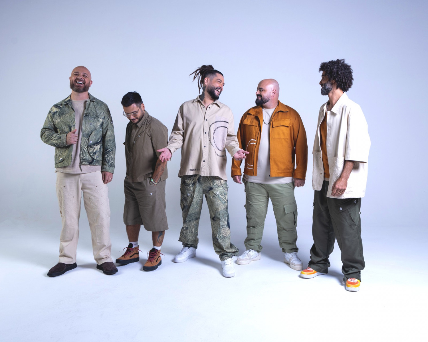 A banda Maneva se prepara para reviver os principais hits dos seus 20 anos de carreira em Ribeirão Preto