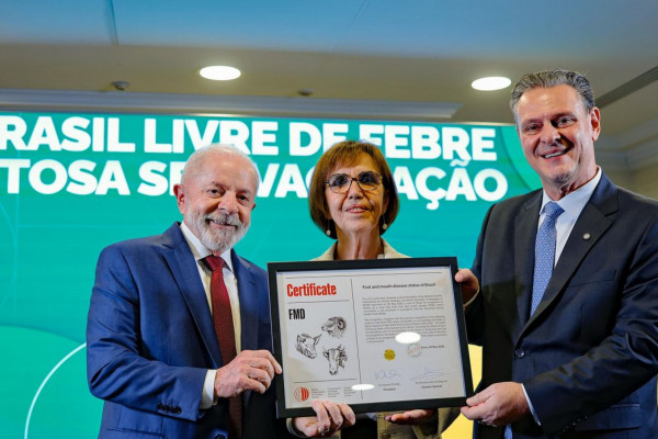 Lula recebe certificado de país livre da febre aftosa