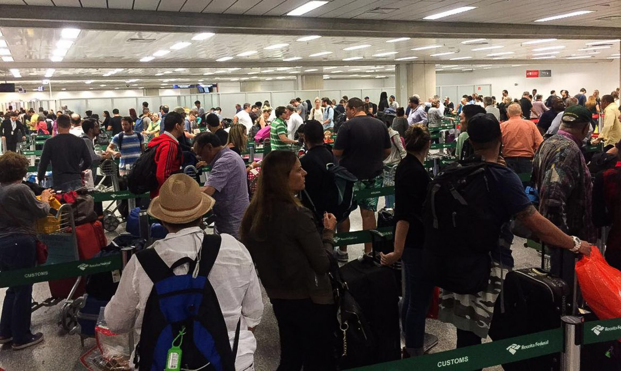 Ministro do STJ determina suspensão de greve de auditores da Receita