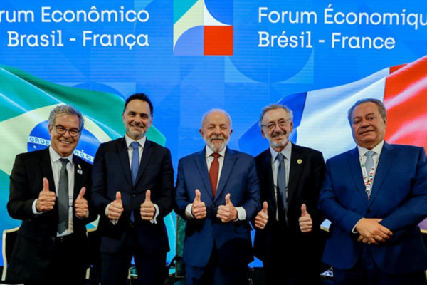 Empresários franceses prometem a Lula investir R$ 100 bi no Brasil