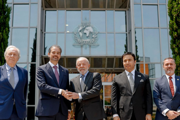 Brasil e Interpol vão ampliar colaboração mútua no combate ao crime