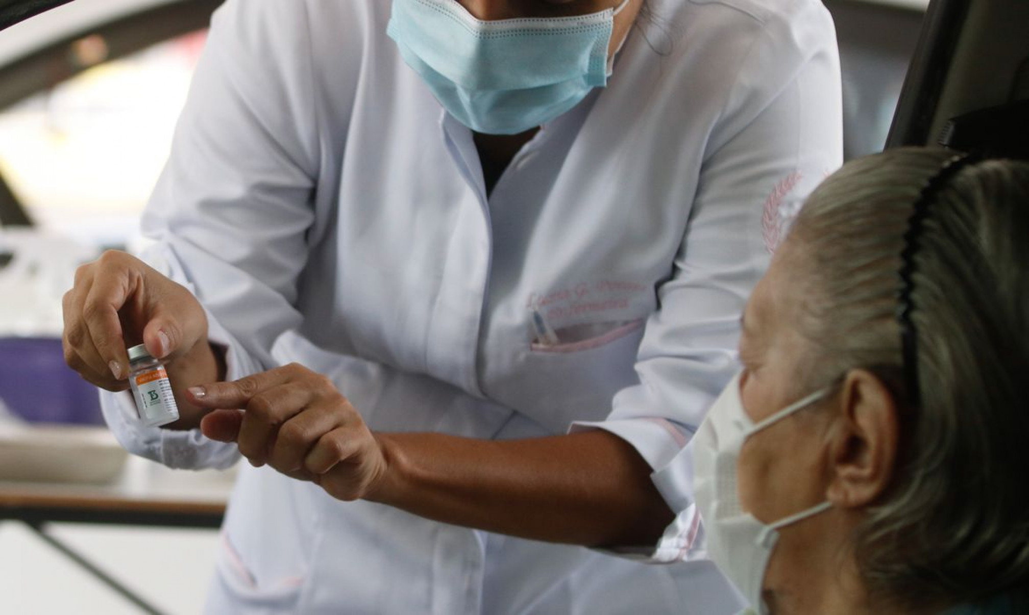 Dia da Imunização: conheça o serviço dos centros de vacinas especiais