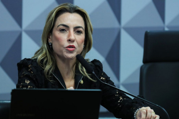 Relatora de CPI das Bets pede indiciamento de Virgínia e Deolane