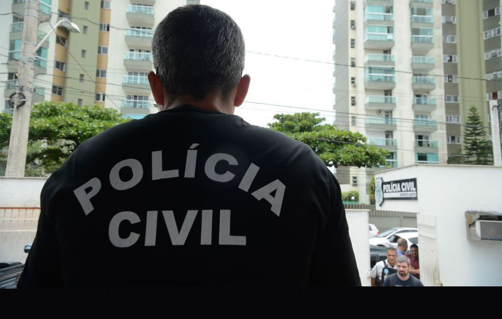 Operação que parou vias expressas no Rio nesta terça teve 20 presos