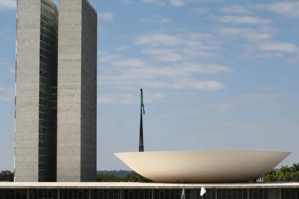 Câmara aprova cancelamento digital de contribuição sindical