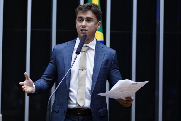 STJ mantém condenação de Nikolas por transfobia contra Duda Salabert