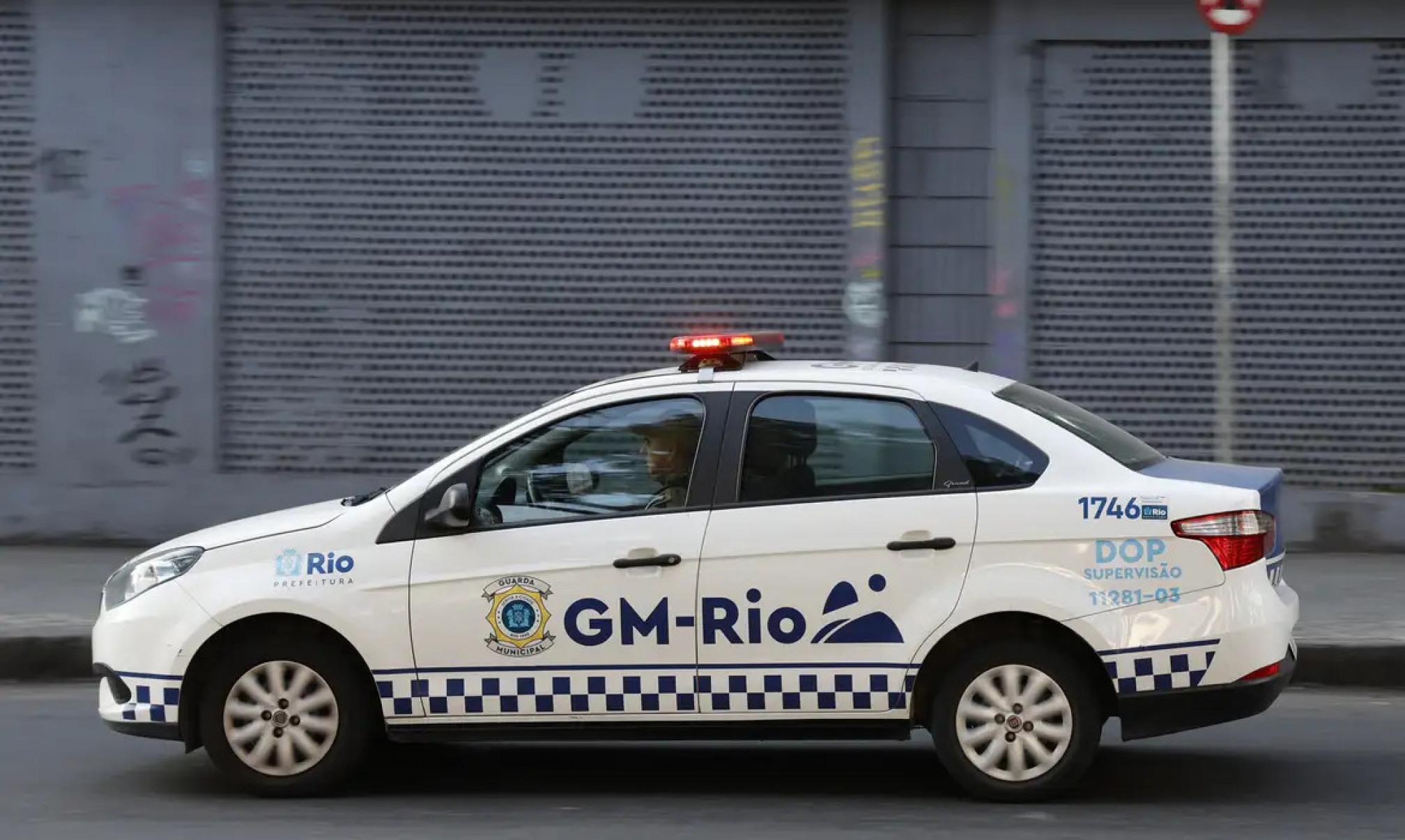 Câmara do Rio aprova uso de arma de fogo por Guarda Municipal