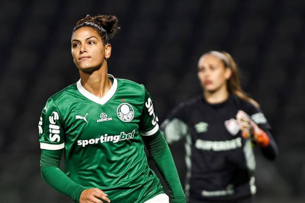 Brasileiro Feminino: Fluminense perde para Palmeiras e se complica