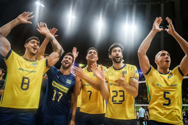 Embalado, Brasil faz 3 a 0 na invicta Eslovênia na Liga das Nações